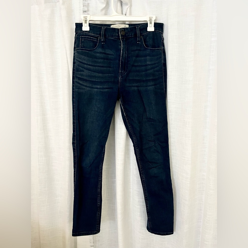 Abercrombie & Fitch Women's High Rise Dark Blue Jeans